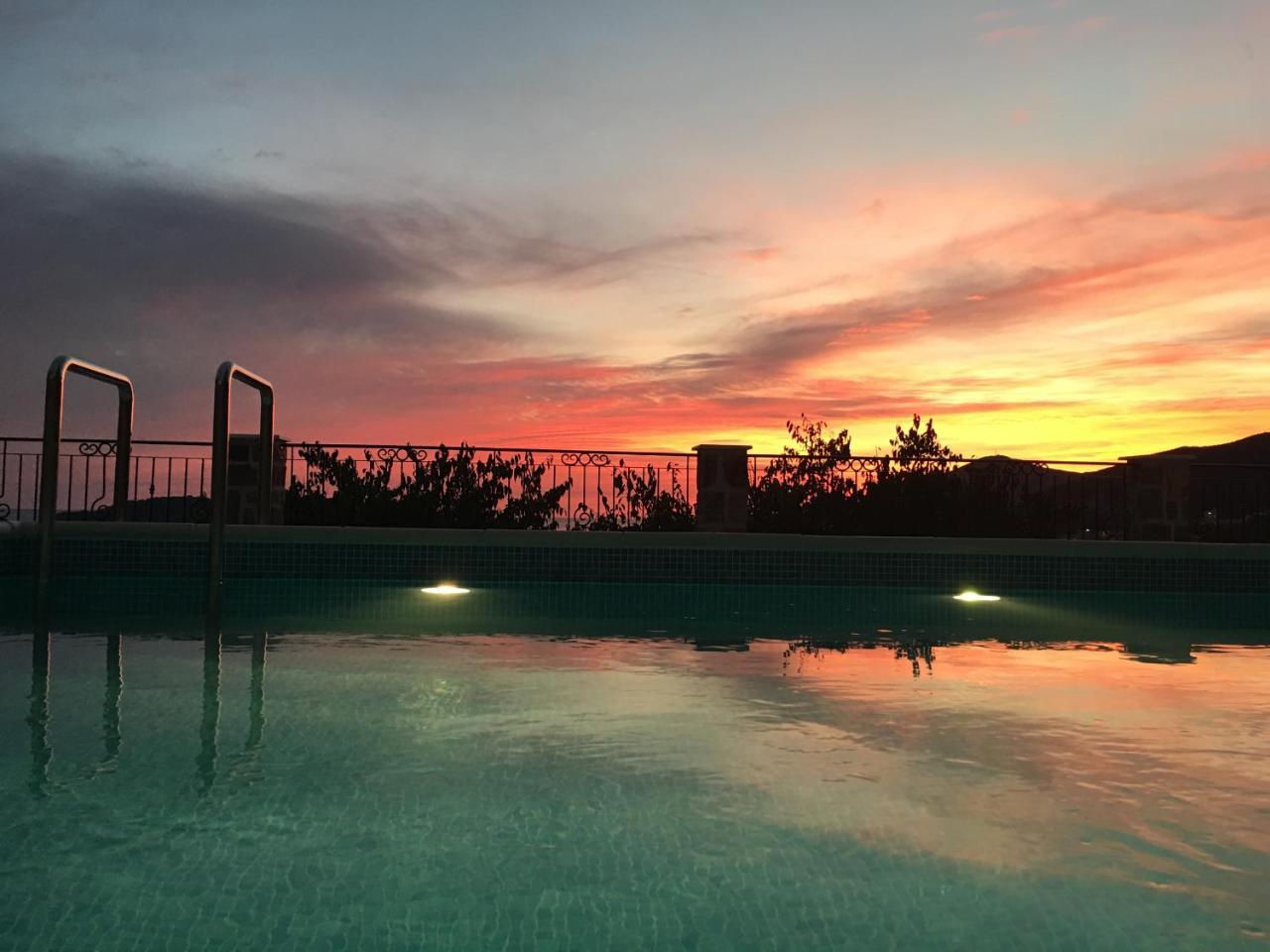 Luka Villa Bečići エクステリア 写真
